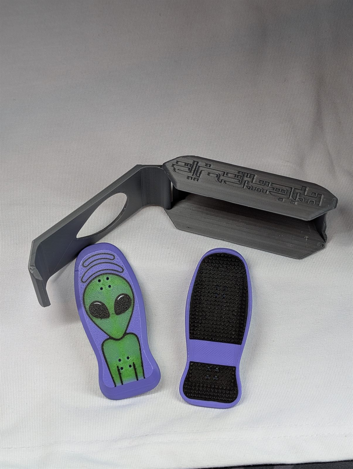 Alien Kickflip
